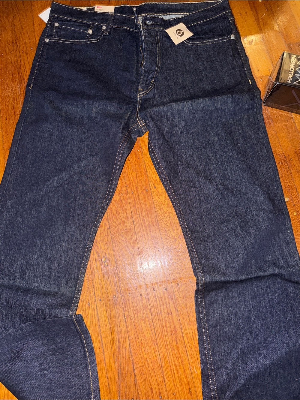Levi's Men's Straight Jeans in Dark Indigo